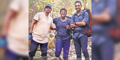 DOP and editor with Puneeth Rajkumar and Amoghavarsha