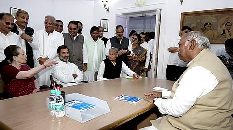 Newly-elected Congress President Mallikarjun Kharge with the party leaders after taking oath as the party's president, at AICC Headquarters, in New Delhi. (Photo | ANI)