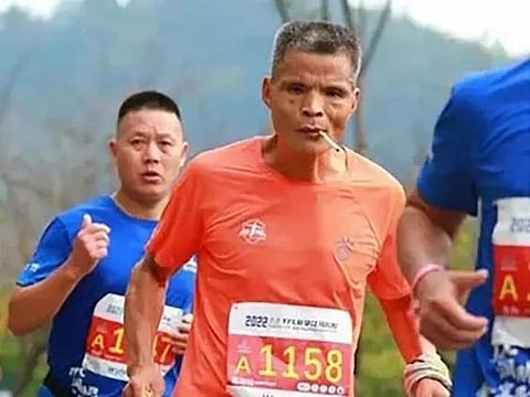 'Uncle Chen' on the smoking run. (Photo | Weibo)