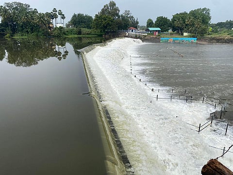 Traffic snarls in many places as heavy rain batters Erode