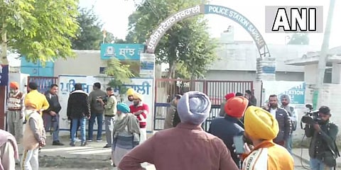 Tarn Taran Police Sanjha Kendra was hit by a low-intensity blast. Prima facie looks like an RPG attack, forensic teams are on the way. (Photo | ANI)
