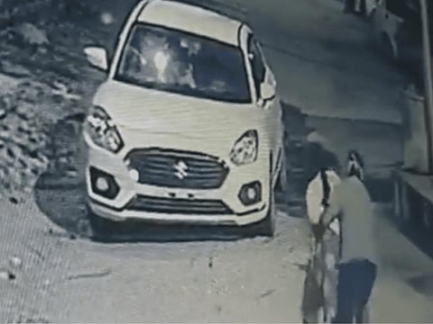 CCTV footage of the girl being kidnapped by a group of men in Telangana