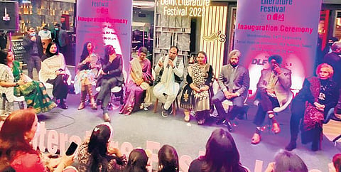 Rama Pandey, Tajender Luthra, Lt General PJS Pannu and other guests at the 10th Delhi Literature Festival. (Photo| EPS)