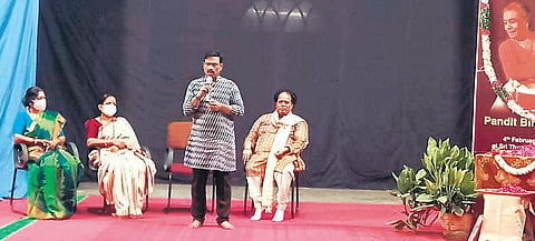 On the occasion of his 84th birth anniversary on Friday, Raghav Raj Bhatt organised a memorial as a tribute to his guru.