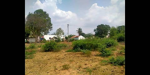 Some power poles in the area have no supply, say Ambapur residents | Express
