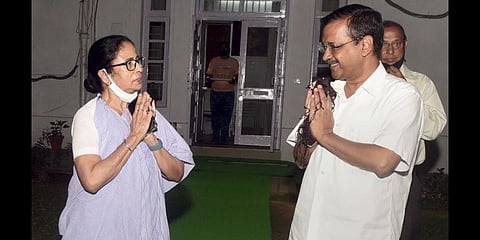 West Bengal CM Mamata Banerjee with AAP supremo Arvind Kejriwal.