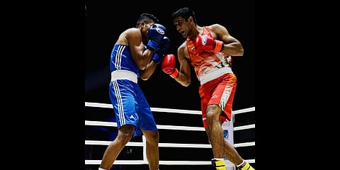 India's Ashish Kumar (R) defeated Maikhel Roberrd Muskita of Indonesia (L) in the men's 81kg semifinal bout.(Photo | BFI)