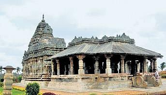 Brahma Jinalaya at Lakkundi
