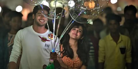 A screengrab from the reprise version of the song 'Tere Bin Kya' from the movie 'Nikamma'.