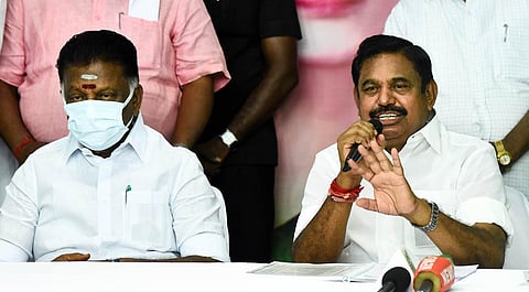 Edappadi K Palaniswami (right) and O Panneerselvam. (File Photo | Ashwin Prasath, EPS)