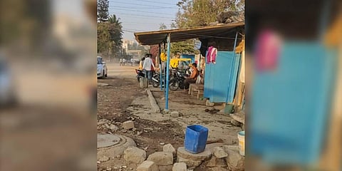 Family encroaches centre of Indira Canteen Road in Yesvantpur Industrial Area for nearly four years. (Photo | Special Arrangement)