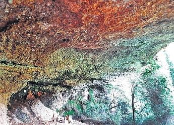 Gudiyam Caves are a complex of 16 prehistoric rock shelters