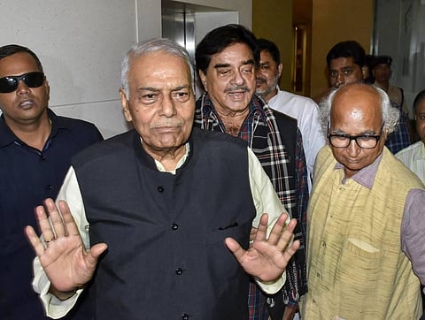 Opposition's presidential candidate Yashwant Sinha with TMC MP Shatrughan Sinha during an election campaign meeting, in Patna, Friday, July 15, 2022. (Photo | PTI)