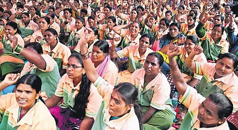 Pourakarmikas protest at Freedom Park in Bengaluru before getting an assurance regarding regularisation of their service from CM’s office on Monday | Shriram BN