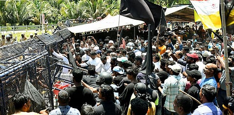 Fishermen protest against the Vizhinjam project inThiruvananthapuram. (Photo | Express)