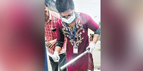 Forensic officials inspecting the murder spot in Kaloor on Saturday| Express