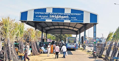 Thiruverumbur bus stop in Tiruchy district | Express