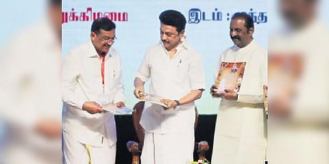 Chief Minister MK Stalin during the inauguration of the medical conference on ENT at Muthamizh Peravai in RA Puram, in Chennai on Sunday. Lyricist Vairamuthu is also seen (Photo | R Satish Babu)
