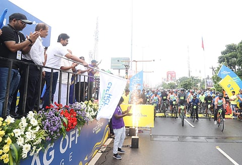 Udhayanidhi Stalin, Minister for Youth Welfare and Sports Development of Tamil Nadu flagging off HCL-Cyclothon. (Photo | Udhaystalin Twitter)