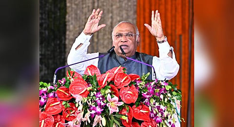 Congress president Mallikarjun Kharge participating in the Chhattisgarh government’s Bharose Ka Sammelan at Raigarh district | PTI