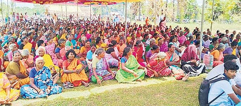 Farmers have been protesting against acquisition of agriculture land | Express