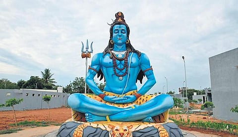 Idol of Lord Shiva at Suryapet vaikuntadamam