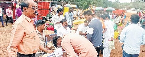 Villagers hold a signature campaign at Sandur fair to protect the ancient temple