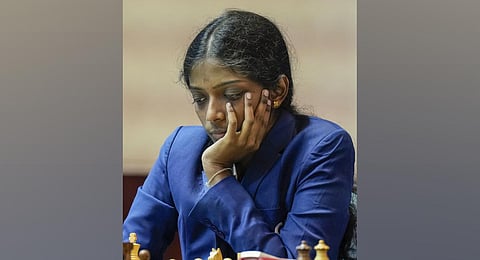 R Vaishali