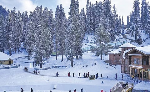 Gulmarg resort booked out for X-mas, New Year