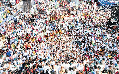 A large number of people took part in the YSRC’s Bus Yatra at Madakasira I Express