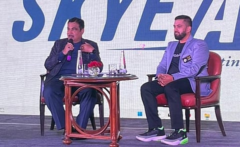 Union Minister Nitin Gadkari with Skye Air CEO Ankit Kumar at the grand launch of the most advance UTM System - Skye UTM. (Photo | Twitter)
