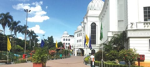 The administration of Salar Jung Museum has come up with a solution for the sake of art aficionados and heritage enthusiasts.