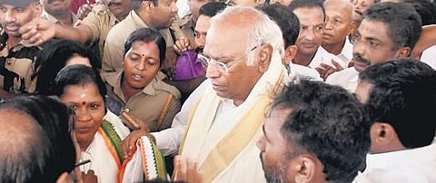 Congress president Mallikarjun Kharge gave a reception at the Thiruvananthapuram airport on his arrival en route to Kottayam to inaugurate the centenary celebrations of Vaikom Satyagraha | Express