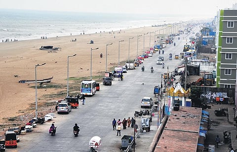Marina Loop Road. (Photo | Ashwin Prasath)