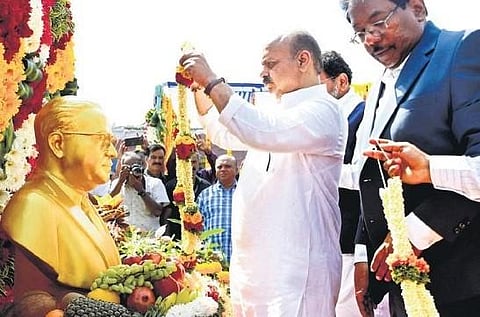  Chief Minister Basavaraj Bommai pays homage to Dr BR Ambedkar on his 132nd birth anniversary in front of Vidhana Soudha on Friday | Express 