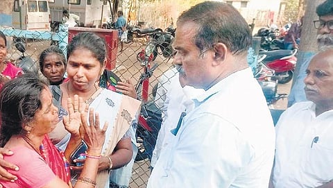 TNUEF state general secretary K Samuel Raj and CPM cadre with the victim’s family members at Salem GH on Sunday | Express