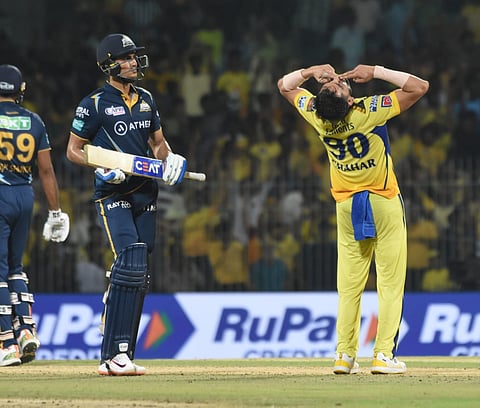 CSK's Deepak Chahar celebrates with teammates the wicket of GT batter Shubman Gill during the IPL 2023 first qualifier at MA Chidambaram Stadium in Chennai. (Photo | Ashwin Prasath, EPS)
