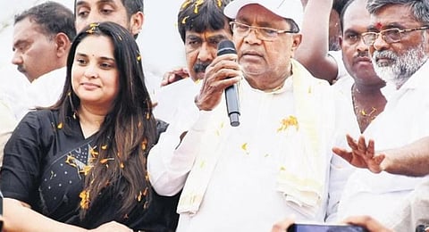 Congress Legislature Party leader Siddaramaiah campaigns in Varuna along with actor Ramya and others on Thursday | Udayashankar S