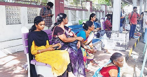 The Guindy bus terminus lacks adequate lighting, while the toilets near it are closed, states the report | P Ravikumar