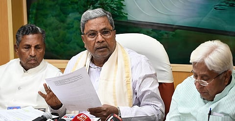 Siddaramaiah shows the letter by Ministry of Consumer Affairs, Food and Public Distribution | Nagaraja Gadekal
