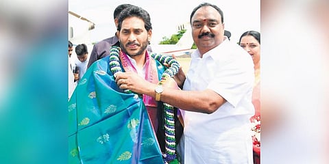 Chief Minister YS Jagan Mohan Reddy being felicitated by APSRTC Vice-Chairman MC Vijayananda Reddy in Chittoor on Tuesday I Express