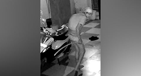 CCTV footage of the 'Chaddi Gang' in Hyderabad. (Photo | Express)
