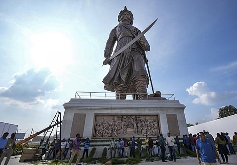 The statue of Nadaprabhu Kempegowda used for representational purposes only. (Photo | PTI)