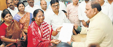 Pramila Mallik handing over her nomination papers for speaker to Assembly secretary Dasarathi Satpathy in Bhubaneswar on Thursday | Shamim Qureshy