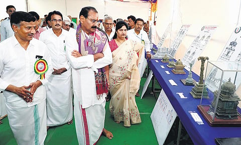 TTD Chairman Bhumana Karunakar Reddy inaugurated the 3-day workshop on traditional sculpture | Madhavak