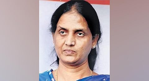The trial court had acquitted both while convicting BJP leader and former Karnataka minister Gali Janardhan Reddy and others