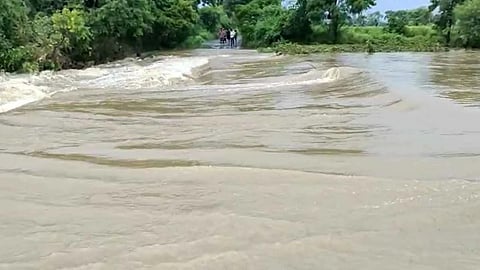 Extremely Heavy Rains