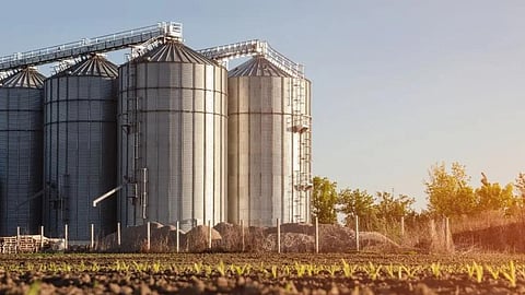 Grain Silos : सोलापूर येथे लवकरच सायलो धान्य कोठाराची उभारणी
