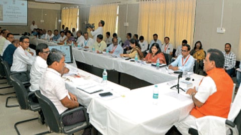 Minister Dr. Tanaji Sawant