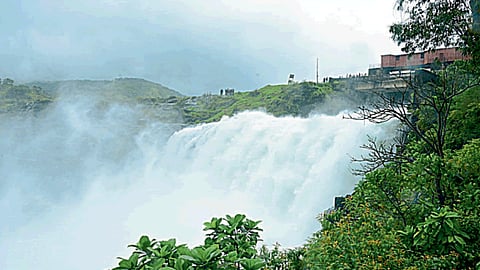 Bhandardara Dam